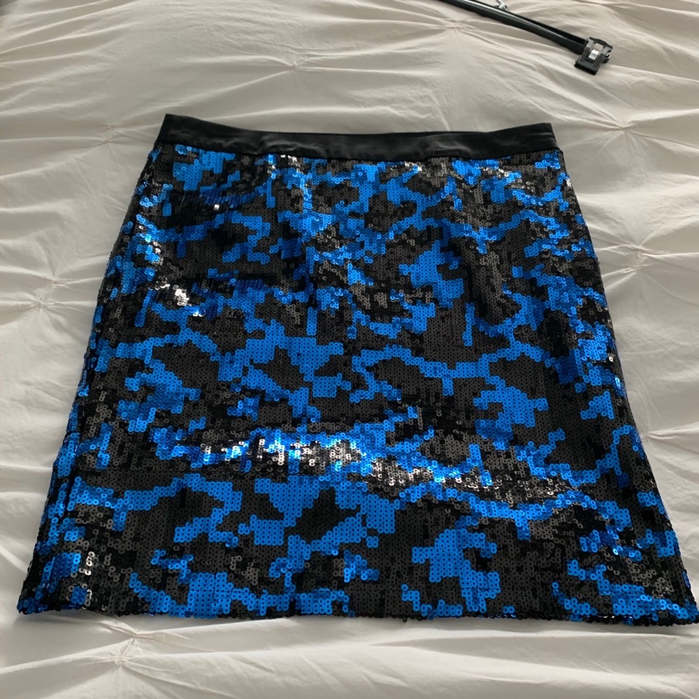 BCBG Sequin Miniskirt - Picture 3 of 3